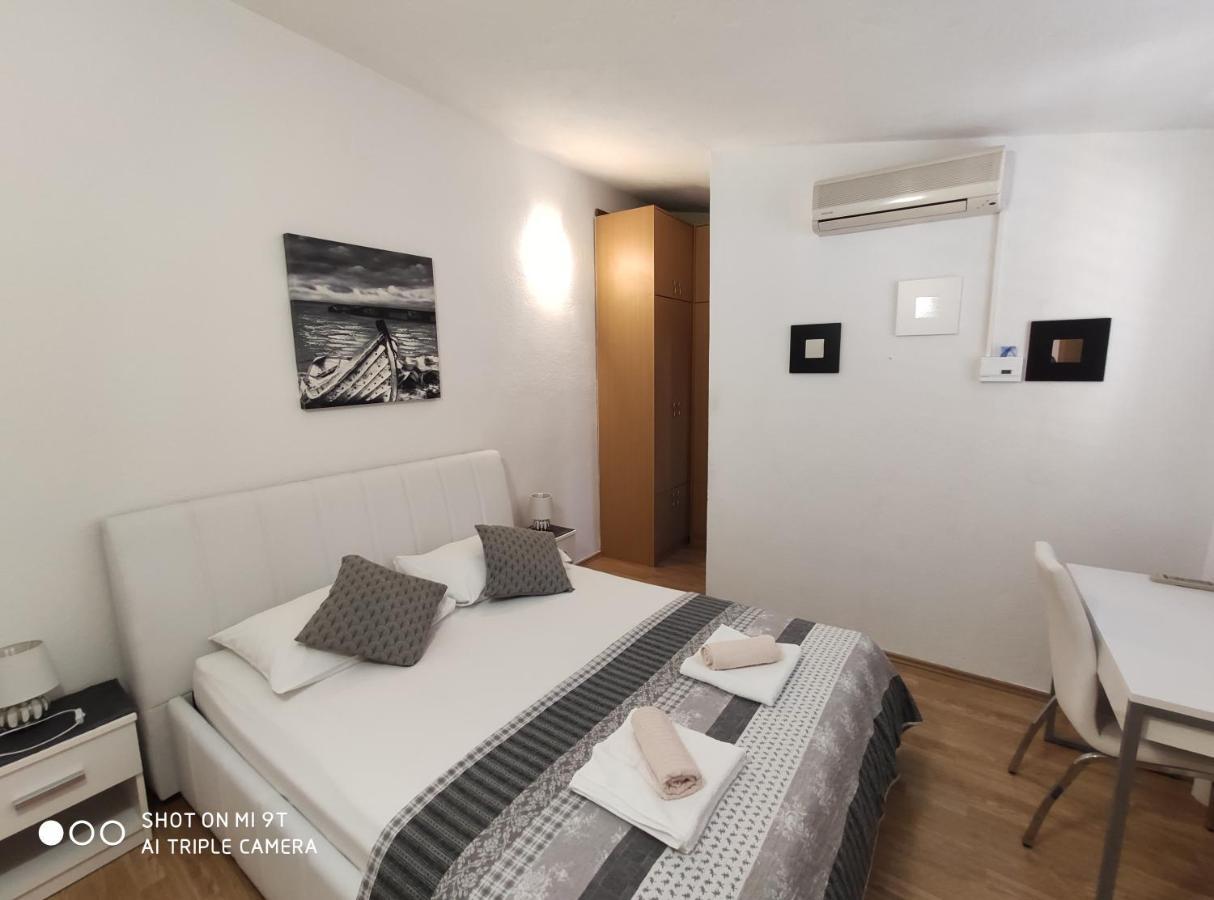 Apartment Burich Makarska Exterior foto