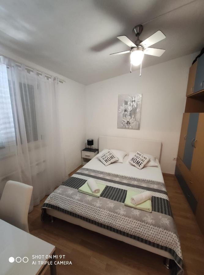 Apartment Burich Makarska Exterior foto