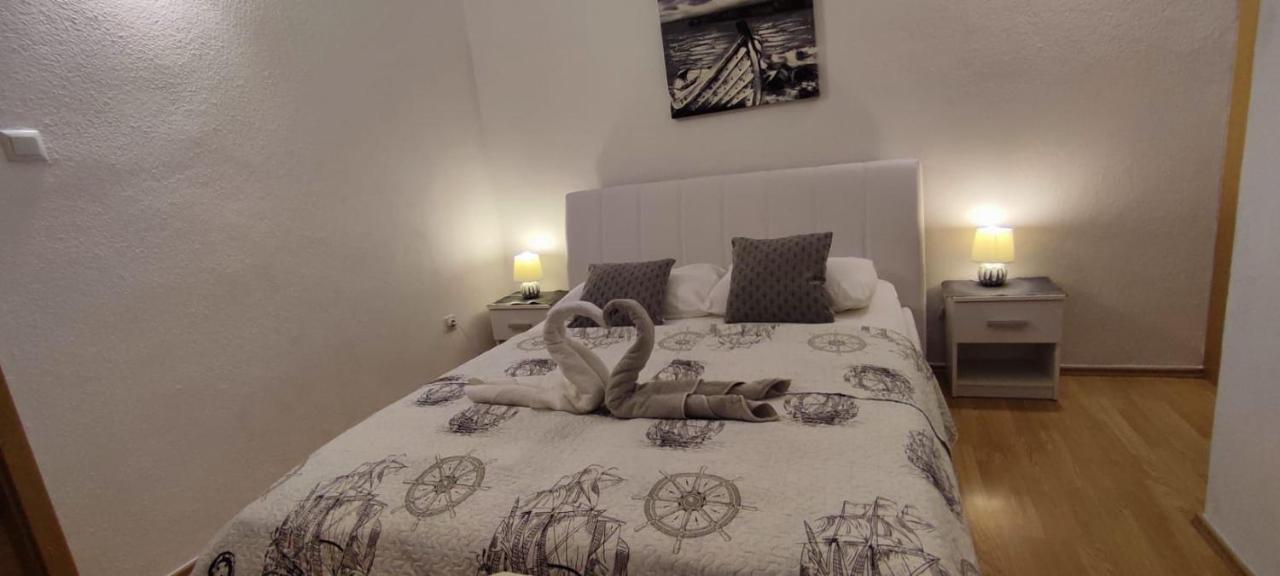 Apartment Burich Makarska Exterior foto